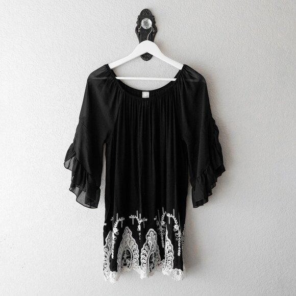 Lilypad Tunic Women’s Size Large Black SemiSheer Embroidered Boho Made in USA - Picture 1 of 5
